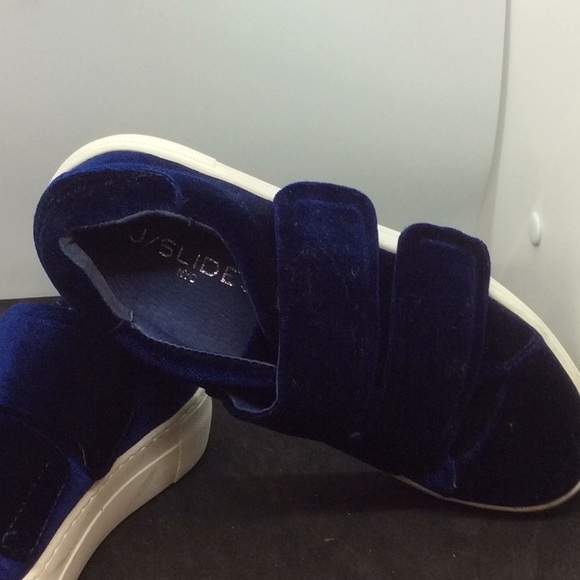 J/slides - Picture 2 of 3